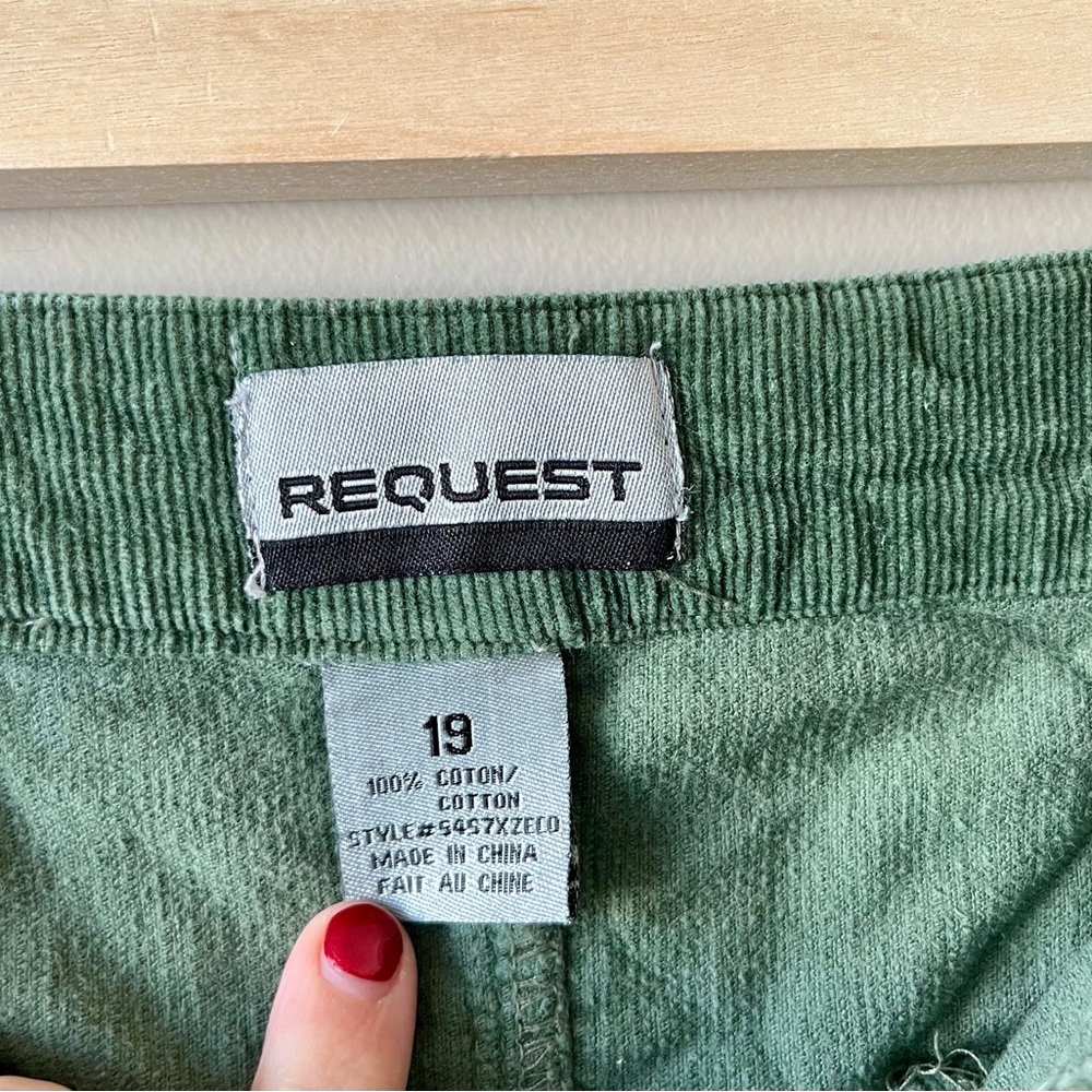 Y2K Green Corduroy Mini Skirt Snap/buckle details - grunge baddie preppy retro - Picture 8 of 10